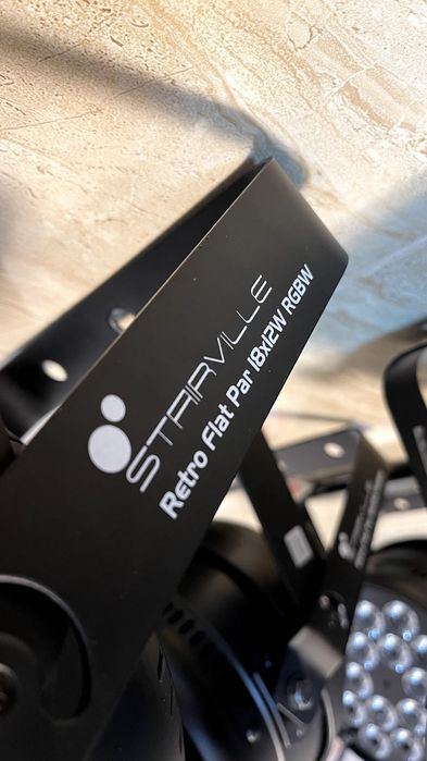 Jocuri de lumini LED Stairville Retro Flat Par 18x12W RGBW