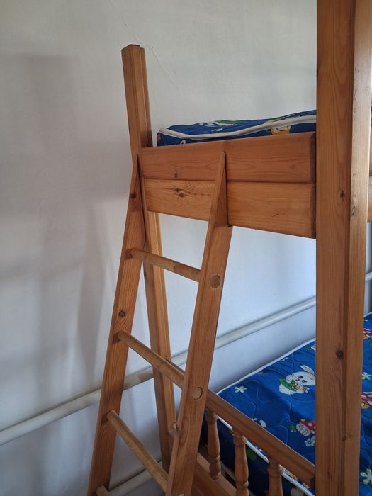 Кровать двухярусная