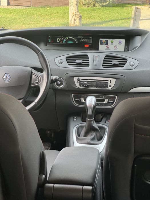 Renault Scenic / AUTOMATA / 2015