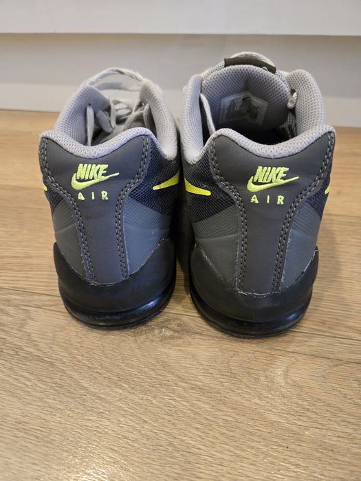 Маратонки Nike air max