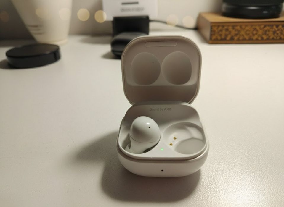 Carcasă + 1 Cască Originală Samsung Galaxy Buds2 (SM-R177)