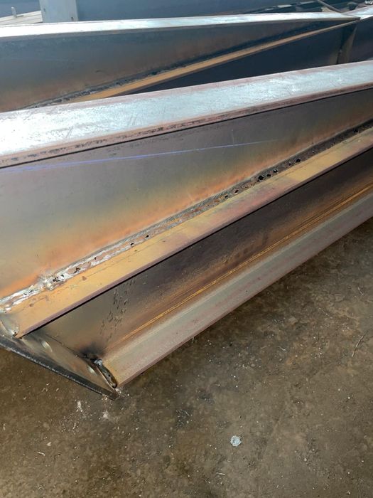 Vindem si distribuim o gama larga de hale sau structuri metalice noi n