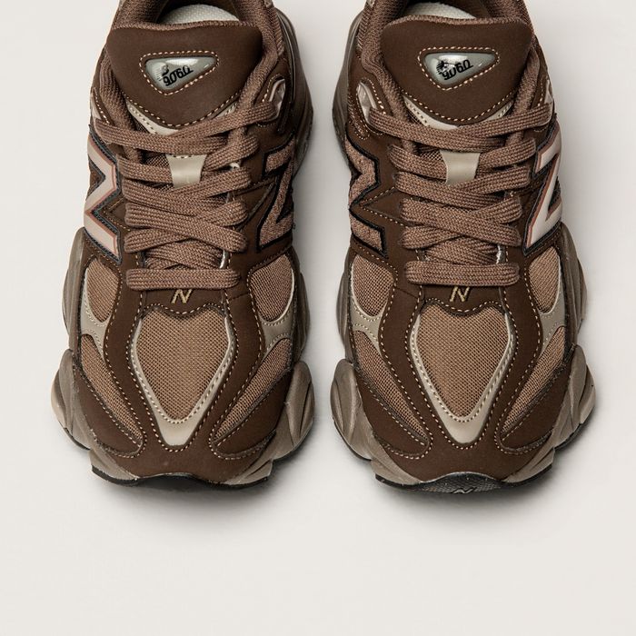 New Balance 9060 cortado