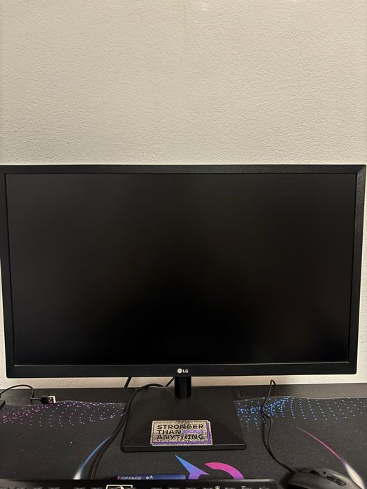 monitor LG (full HD, 75hz)