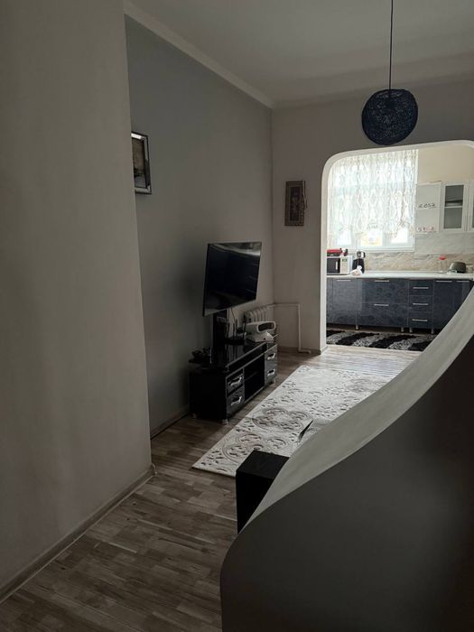 Kvartira sotiladi sergeli 5 2 - bekat yoni