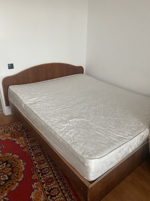 матрас. 180/200,