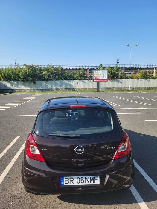 Opel Corsa 2009-AUTOMATA-Benzina 1.2