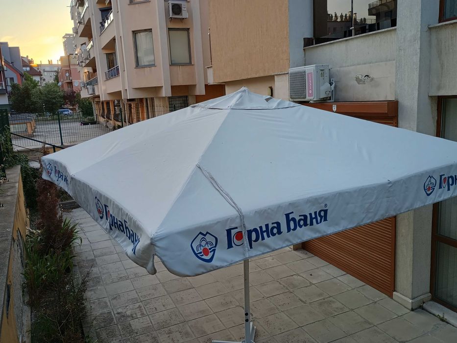 2бр Голям Градински Чадър 3.5/3.5м на Мин. Вода