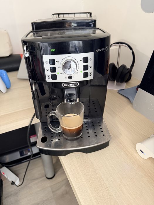 Delonghi magnifica