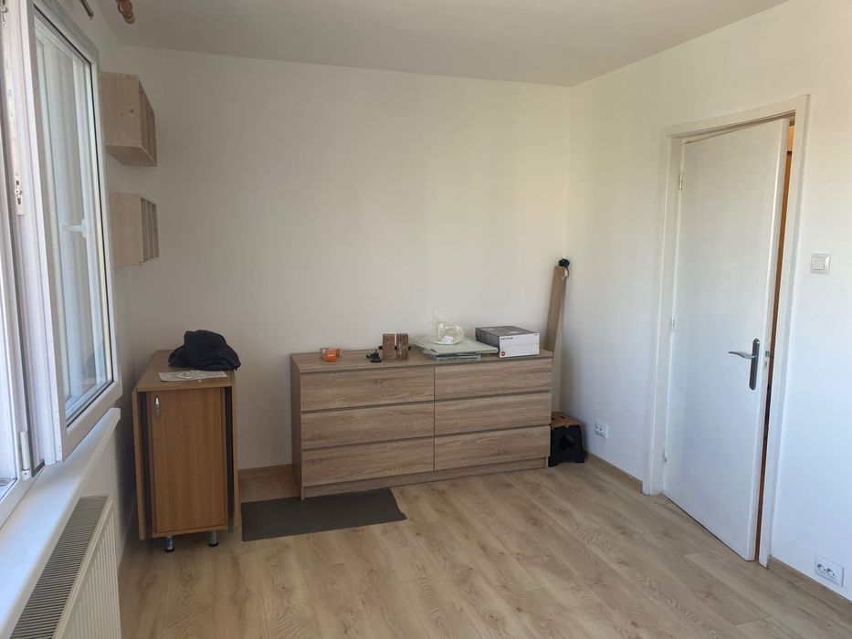 Închiriez apartament 2 camere Brasov