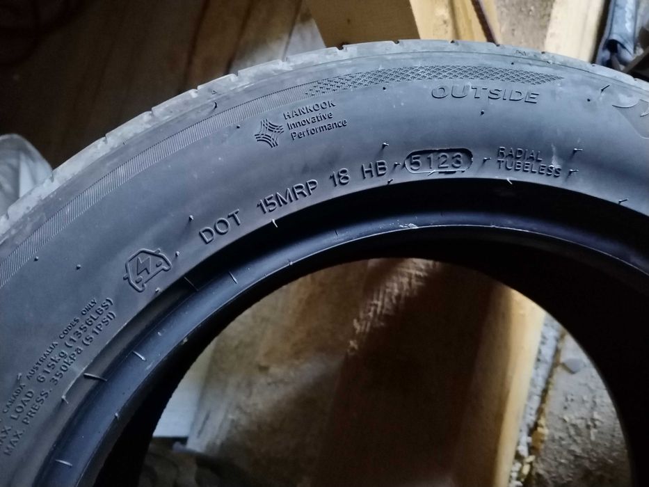 Vând 2 cauciucuri de vară Hankook Ventus Prime4 în stare foarte bună 205/55 R16  dot 2023