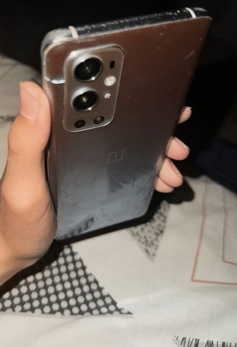 Купи OnePlus 9 PRO!