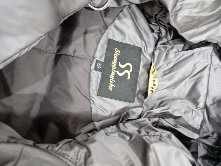 Продам женскую  куртку