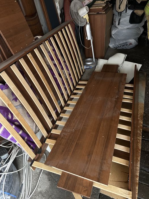 Спальный гарнитур