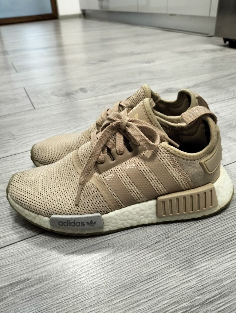 Adidas NMD R1 dama Slatina OLX.ro