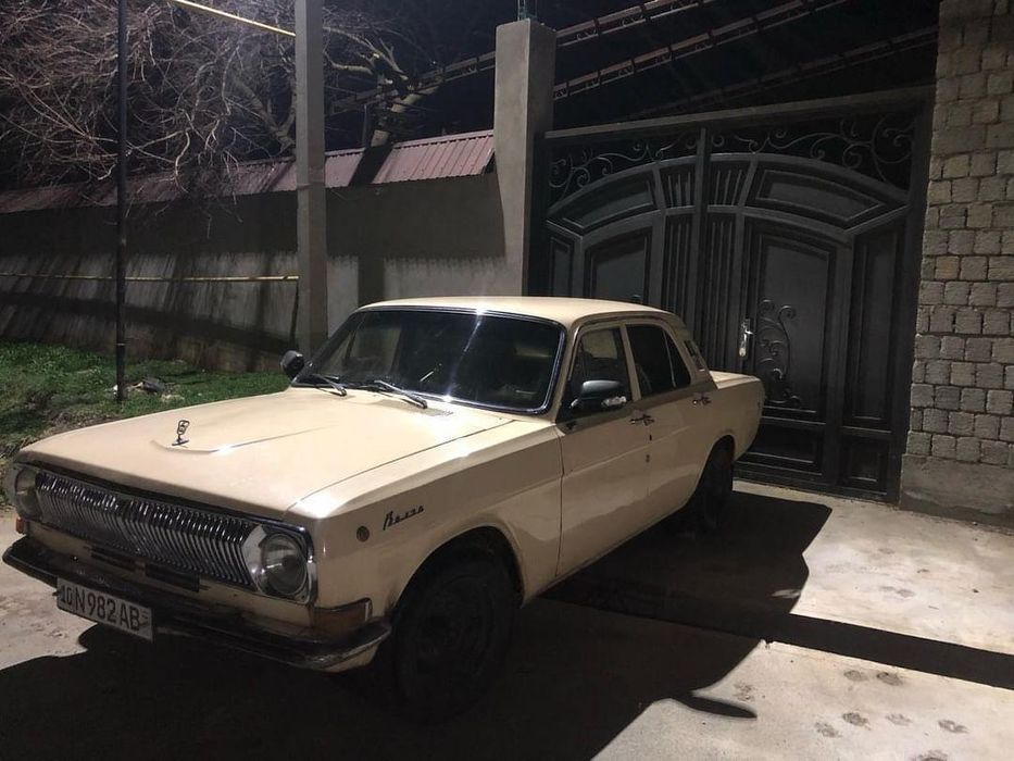 Gaz 24 10 holati yaxwi iwi yoq bagaji bor gazi bor