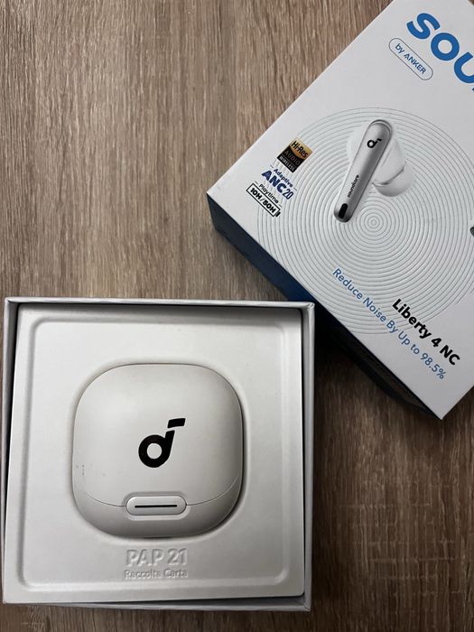 Безжични слушалки Anker Soundcore Liberty 4 NC