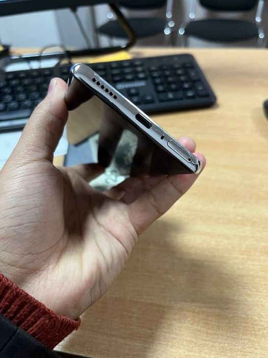 Texno camon 40  8+8/256Gb