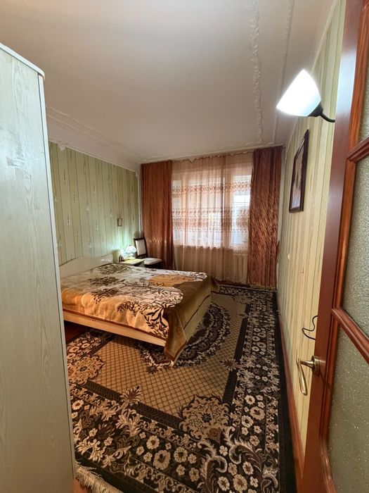 Продам 2 ком квартиру 8-20