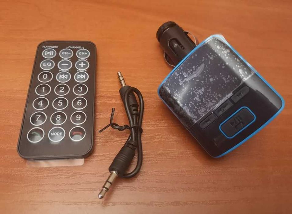 FM Трансмитер за кола, 2x USB и дистанционно