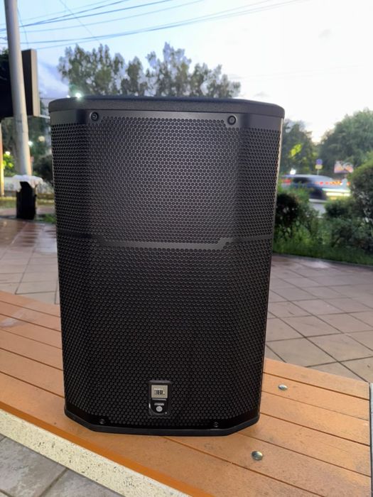 JBL PRX615M — активная акустическая система 15”, оригинал