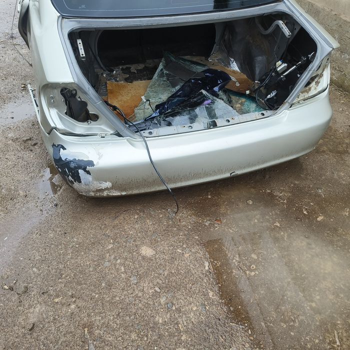 Бампер Камри 35    .