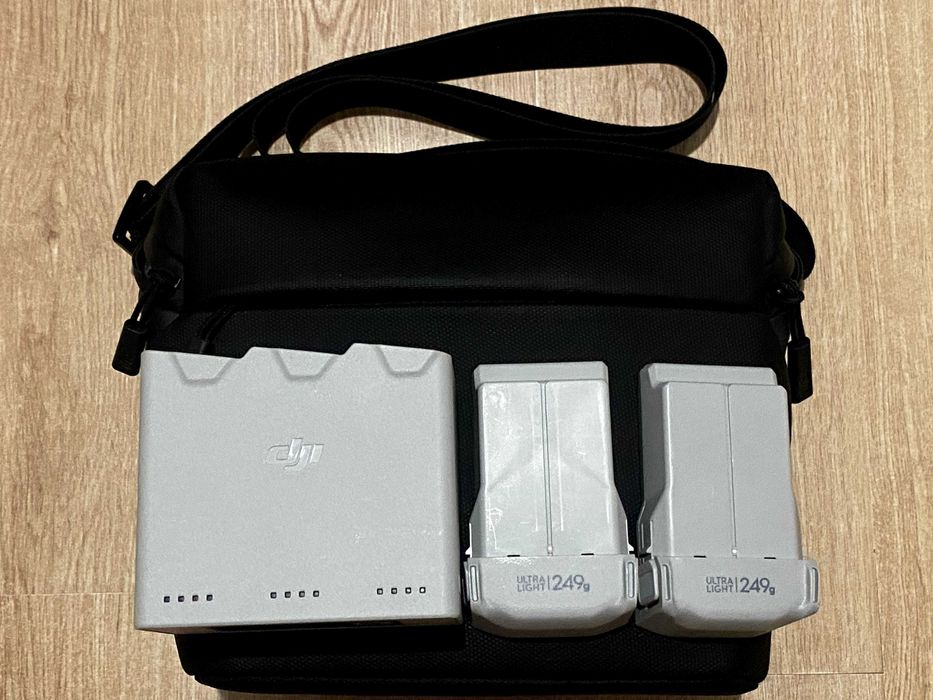 DJI Fly More Combo kit HUB+2 ACU+GEANTA pt Mini3 Mini 3 Pro Mini 4 Pro
