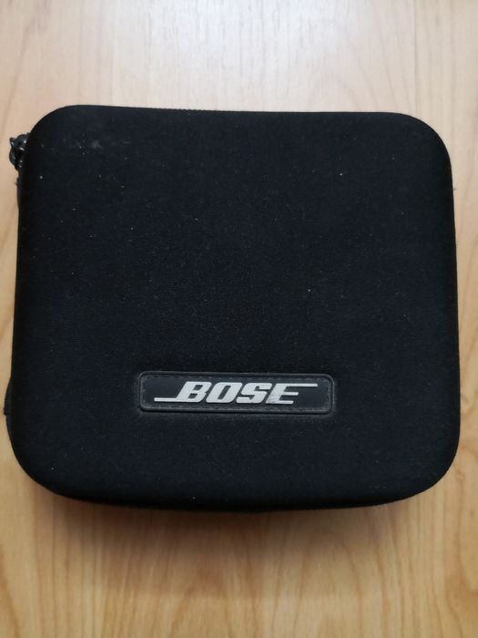 Căști Bose Triport Oe