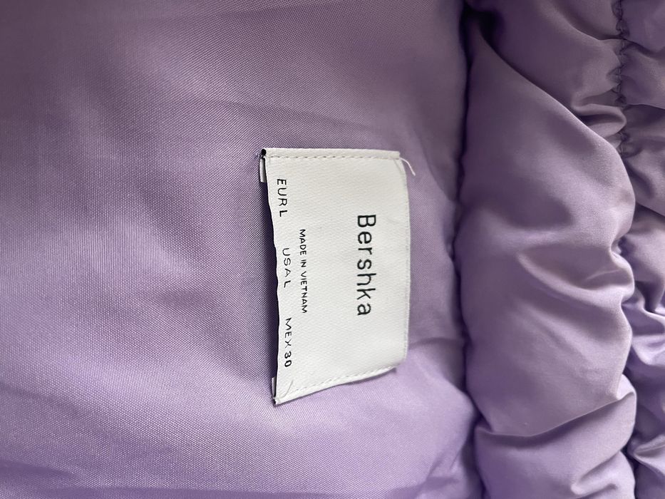 Geaca bershka marimea L