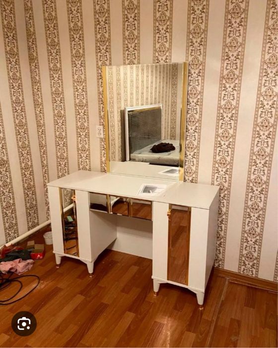 элис шкаф и тумбочкасы