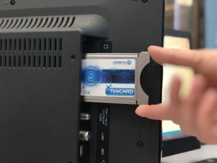 Uzdigital Tv Tele card почти новое