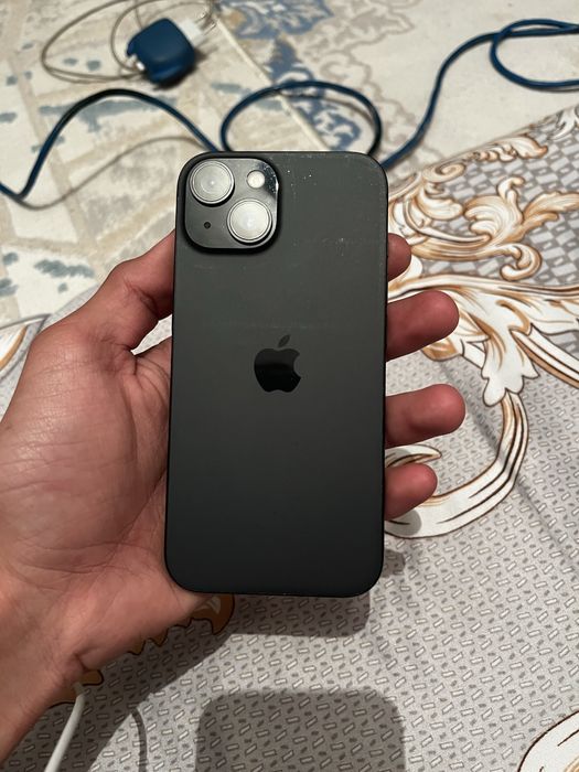 Айфон 15 сатылады