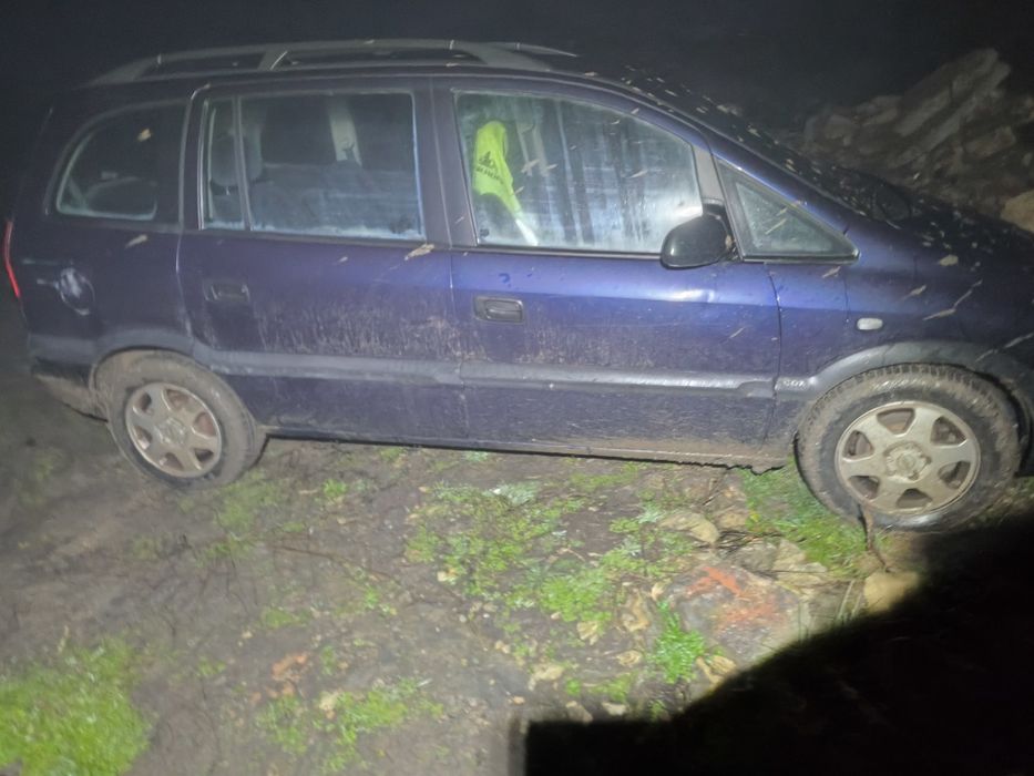 Опел Зафира А На части