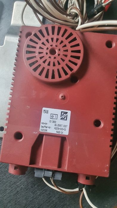 81.25907-0337 power inverter for MAN TGX truck tractor 24V - 12V dc