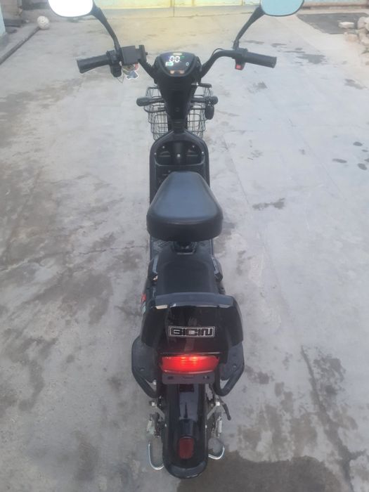 Электроскутер ск8