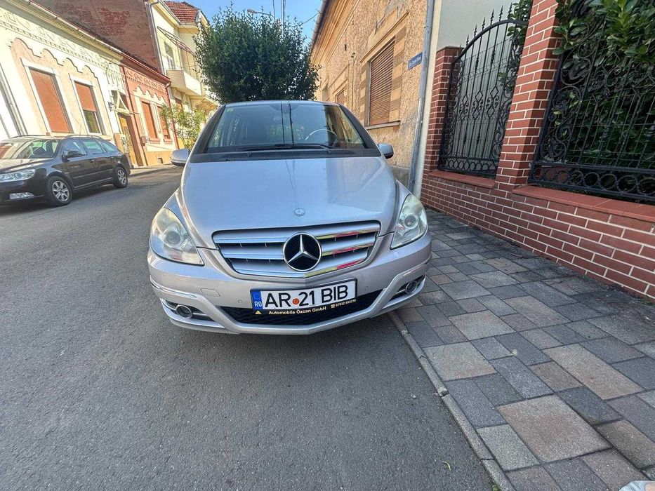 MERCEDES-BENZ B-Class