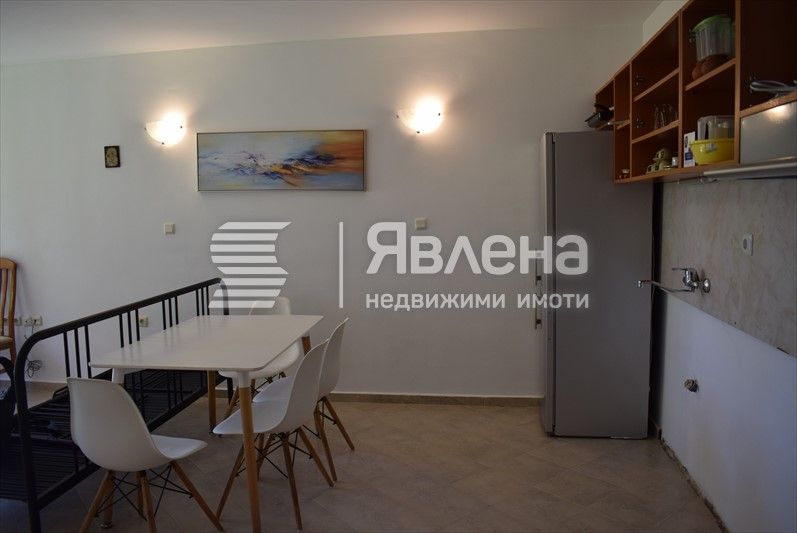 Продава се Едностаен апартамент в Царево - 53 кв.м за 1121 €/кв.м - Снимка #2