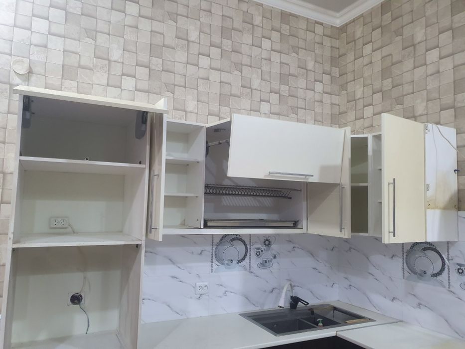 Продаётся кухонный гарнитур