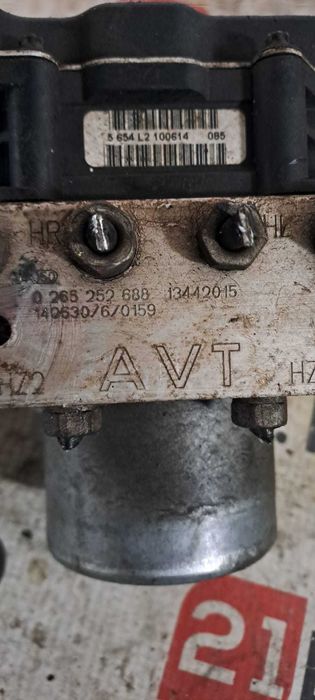 Modul ABS Opel Corsa D cu codul: GM 13442015 AVT Bosch: 0265252688