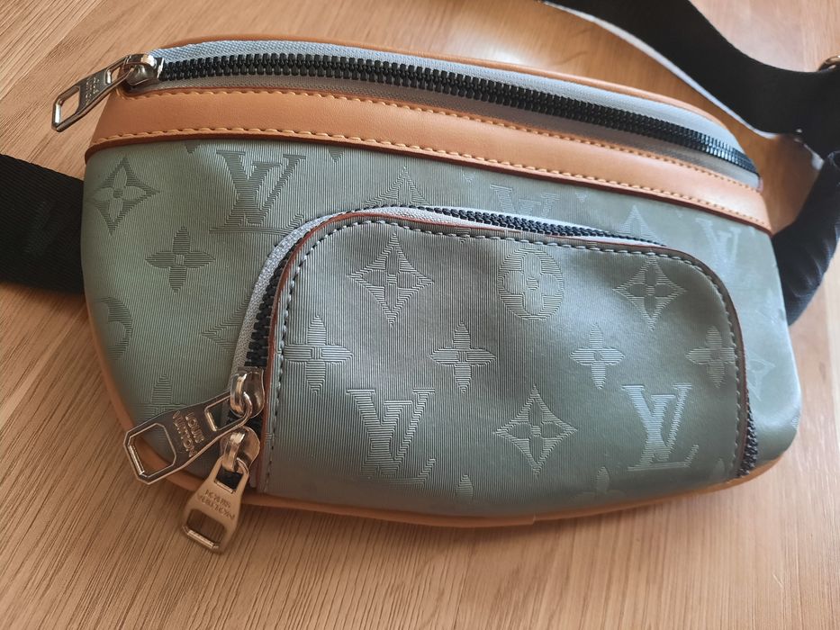 Чанти Louis Vuitton , Gucci , DSQuared2 , U.S. Polo Assn.