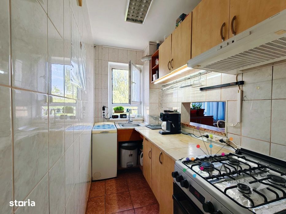 Apartament 3 camere | Cartierul Florilor | 41 mp | Etaj 4/4 | Parcare