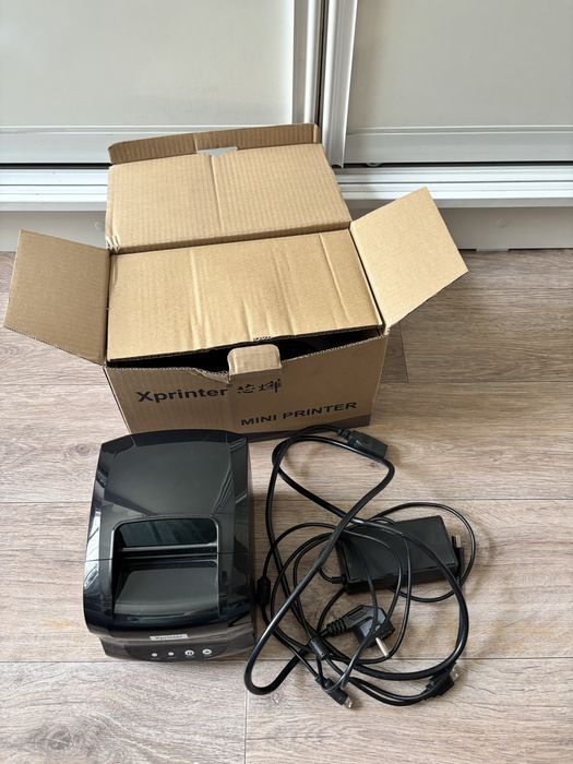 Термопринтер и запас бумаги