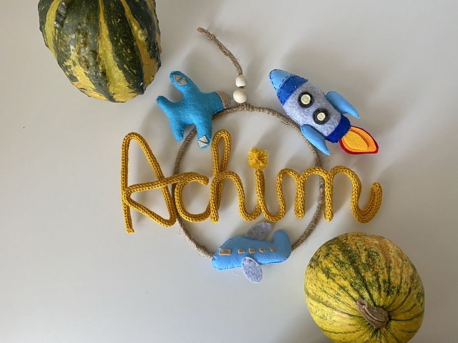 Nume tricotat bebe/semn de usa personalizat