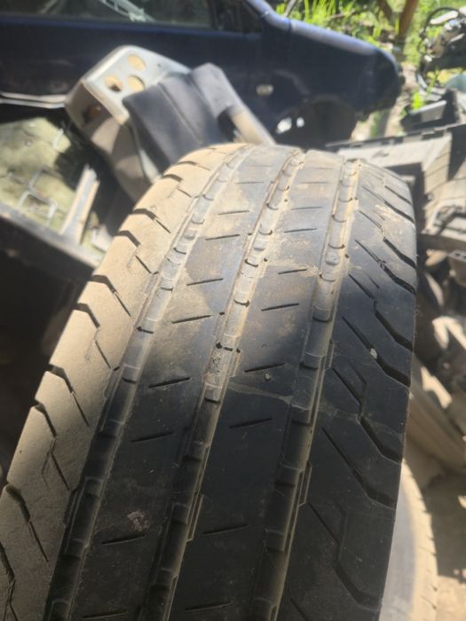 Гуми 225/75/16C CONTINENTAL Conti Vanco Contact