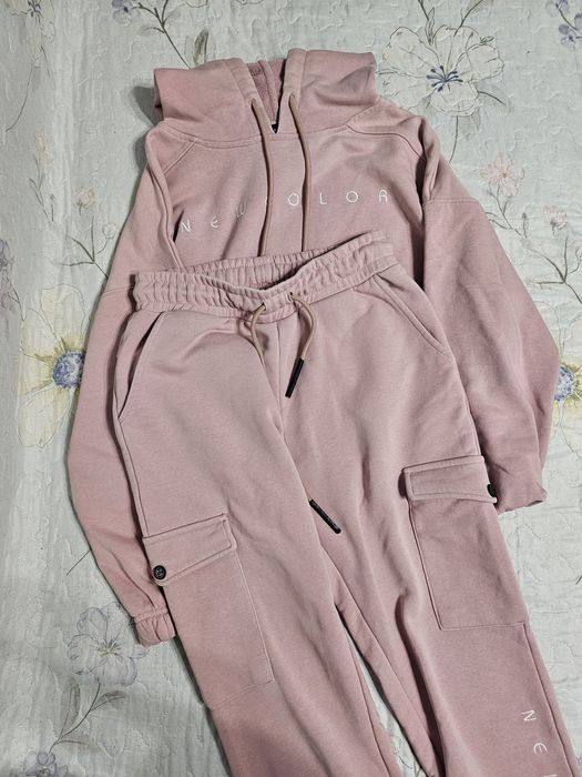 Продам 4 платья, 42/S+Б, будет скидка до 05.01