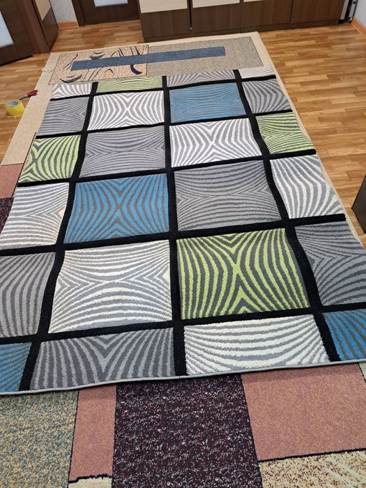 Ковры разные в идеальном состоянии