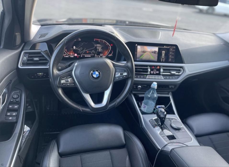 BMW Seria 3 2019 — imagine 5