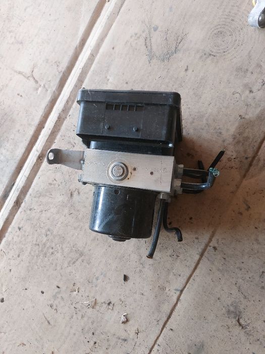 ABS помпи Bmw бмв e90 e91 e92 320i 170кс n43