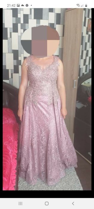 Rochie de nașa cu trena