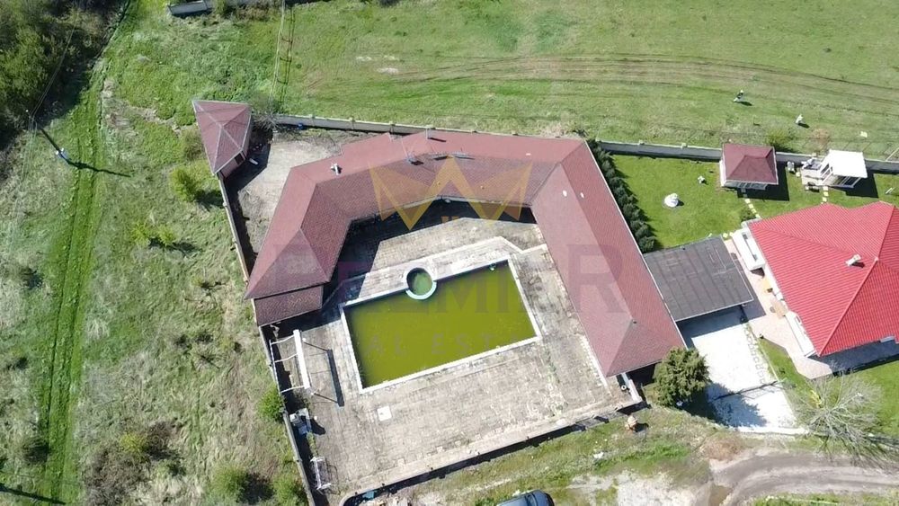 Продава се Заведение в с. Юнец, Област Варна - 317 кв.м за 948 €/кв.м - Снимка #1